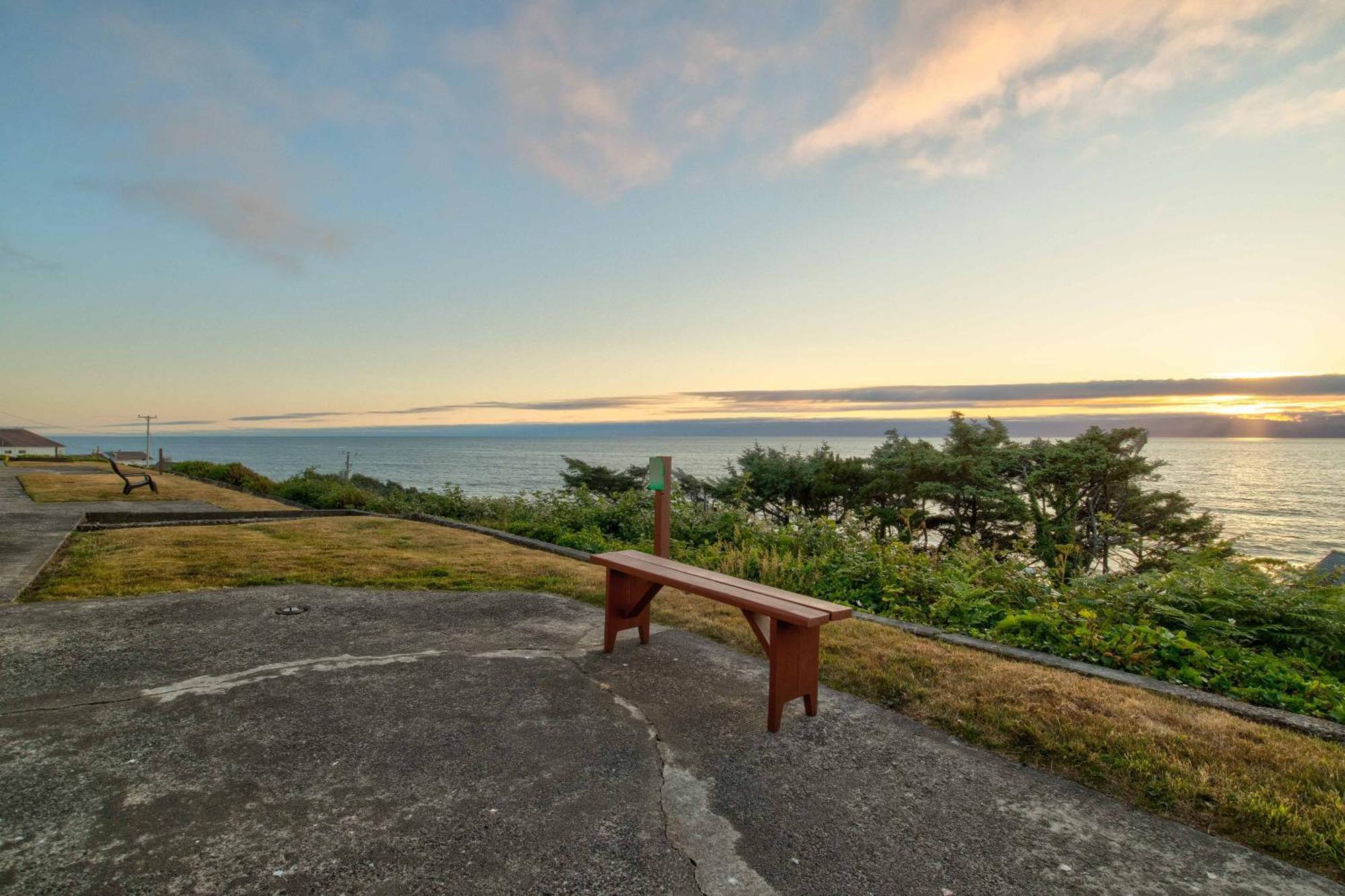 Ester Lee Oceanview Inn Lincoln Exterior foto